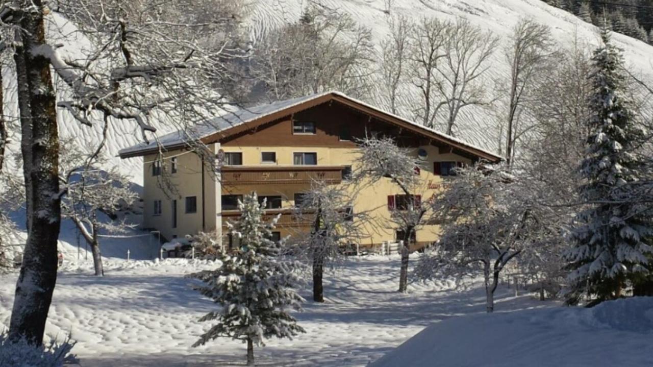 Pension&Ferienwohnungen Haus Edelweiß Holzgau Exterior foto